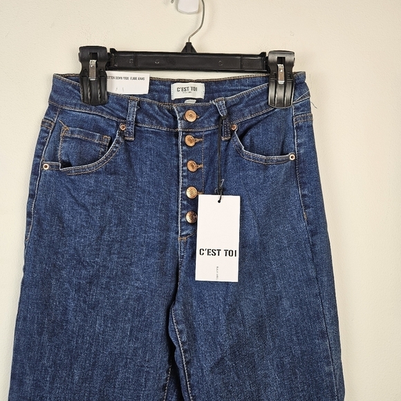 C'EST TOI Mid Rise Button Down Wide Flare Jeans Size 9/28 NWT - Picture 3 of 6